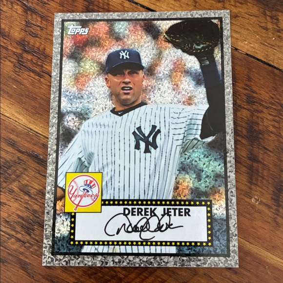 3 Card Derek Jeter Lot - Picture 6 of 7